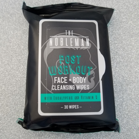 Men's Face & Body Cleansing Wipes - Picture 6 of 7